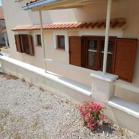 Apartment Lorimar *